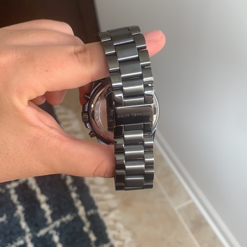 Men’s Michael Kors Watch - Picture 5 of 6